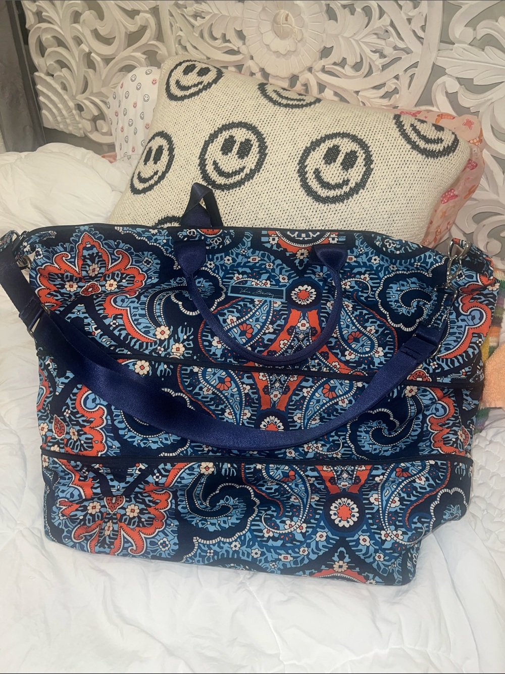 Vera Bradley Weekender Bag 🌷💄💋Blue & Orange